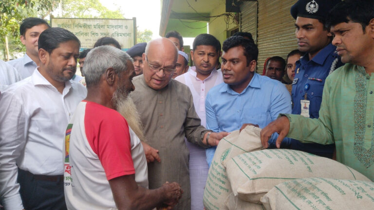 বন্যা ও প্রাকৃতিক দুর্যোগ বারবারই আসতে পারে: শেরপুরে ত্রাণ উপদেষ্টা