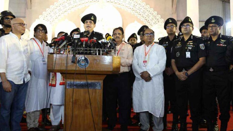 গুজবের বিষয়ে সবাইকে সতর্ক থাকার আহ্বান র‍্যাব ডিজির