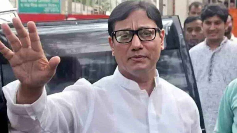 চট্টগ্রাম সিটি মেয়রের শপথ নিলেন ডা. শাহাদাত