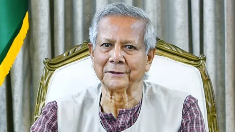 আজারবাইজানের উদ্দেশে ঢাকা ছেড়েছেন প্রধান উপদেষ্টা
