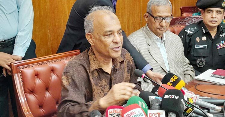 উচ্চ আদালতের নির্দেশনার আলোকে অটোরিকশা সমস্যার সমাধান: স্বরাষ্ট্র উপদেষ্টা