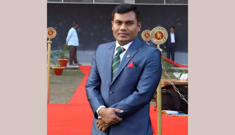 ময়মনসিংহ বিভাগের শ্রেষ্ঠ ইউএনও হলেন ঝিনাইগাতীর রাসেল