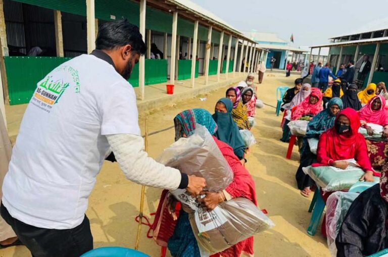 শেরপুরে আস্ সুন্নাহ ফাউন্ডেশনের উদ্যোগে শীতার্তদের মাঝে শীতবস্ত্র বিতরণ