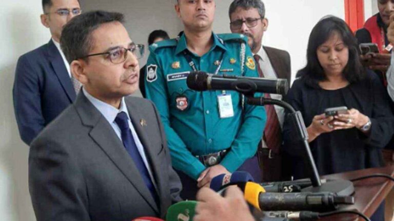বাংলাদেশের সহযোগিতার মনোভাব আশা করে ভারত: প্রণয় ভার্মা