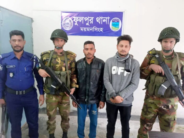 ফুলপুরে সমন্বয়ক পরিচয়ে ভারতীয় চিনি-জিরা গুদামজাত, ২ জনকে গ্রেপ্তার করল যৌথ বাহিনী