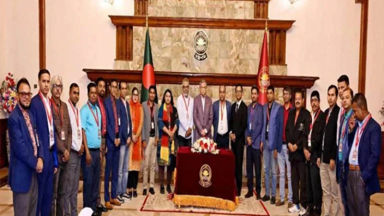 বৈষম্যহীন বাংলাদেশ গঠনে সাংবাদিকদের ভূমিকা রাখতে রাষ্ট্রপতির আহ্বান