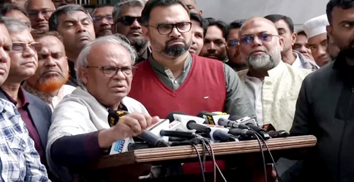 এক-এগারোর ভয় দেখিয়ে লাভ হবে না: রিজভী