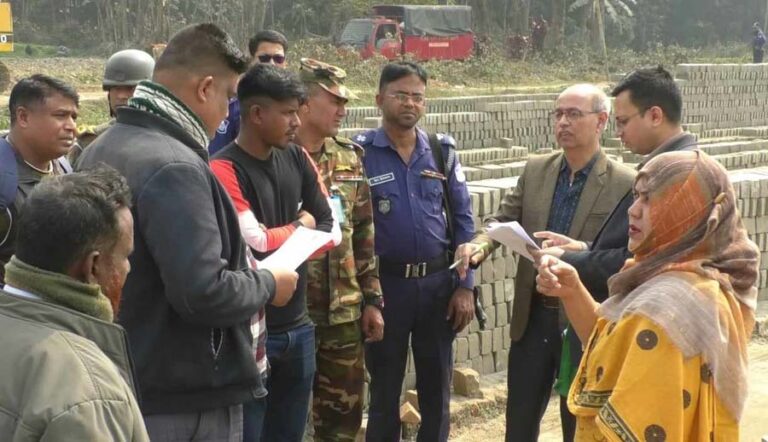 জামালপুরে চার ইটভাটা মালিককে ২৪ লক্ষ টাকা জরিমানা