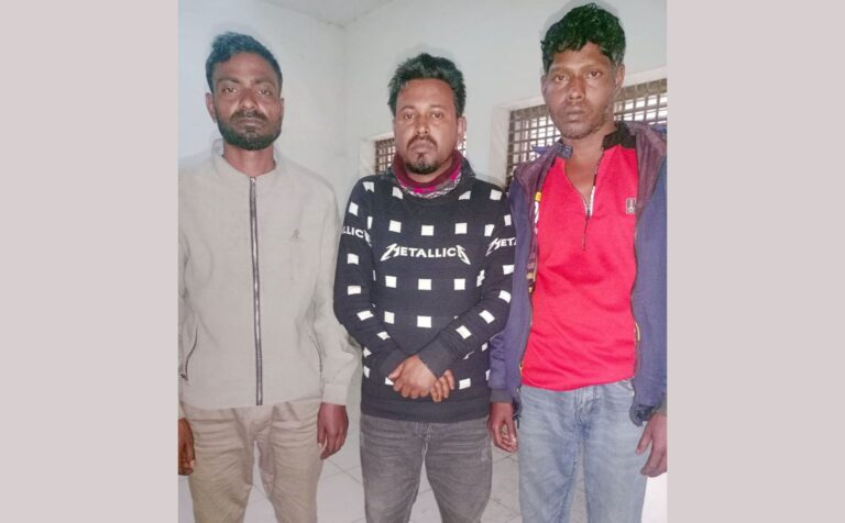 ঝিনাইগাতীতে ডাকাত দলের ৩ সদস্য গ্রেফতার