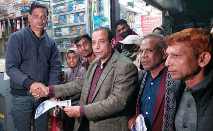 শেরপুরে ৩১ দফা বাস্তবায়নে বিএনপি নেতা মান্নানের লিফলেট বিতরণ