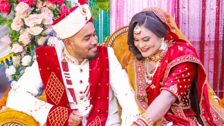বিয়ের পিঁড়িতে বসলেন সাফজয়ী নারী ফুটবলার আঁখি