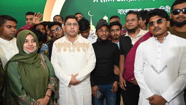 জুলাই গণঅভ্যুত্থানে আহতদের পাশে থাকার প্রতিশ্রুতি সেনাপ্রধানের