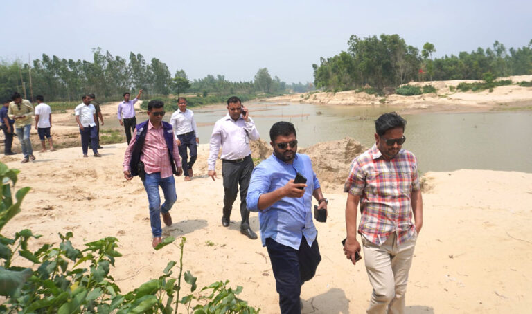 শ্রীবরদীতে অবৈধভাবে বালু উত্তোলন বন্ধে অভিযান, ২ ড্রেজার ও ৬টি মাচা ধ্বংস
