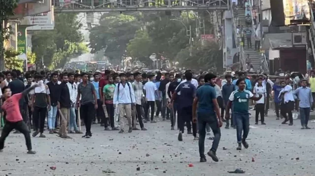 আরও সংঘর্ষে জড়াল ঢাকা ও সিটি কলেজ, পুলিশসহ আহত কয়েকজন
