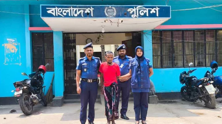 জামালপুরে মাকে কুপিয়ে হত্যার অভিযোগে ছেলে গ্রেপ্তার