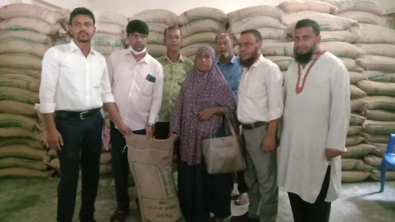 ঝিনাইগাতীতে ২২৯২ হতদরিদ্র পরিবার পেলো ভিডব্লিবি’র চাল