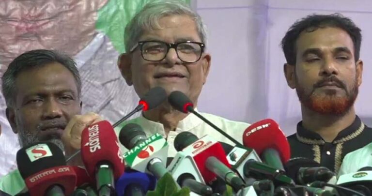 বিএনপি জনগণের অধিকার হরণ করে নয়, বরং বিনয়ী হয়ে ভোট চাইবে : ফখরুল