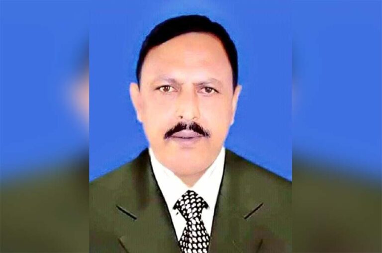 বাদশা’র বহিষ্কারাদেশ প্রত্যাহারের দাবিতে উত্তাল ঝিনাইগাতী উপজেলাবাসী