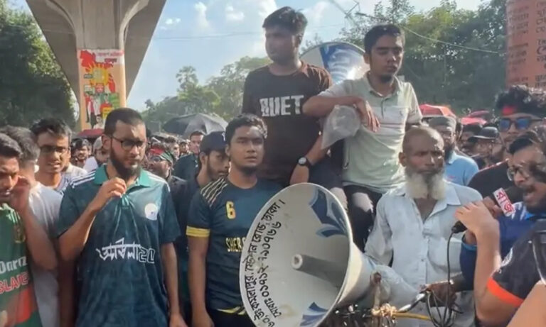 শাহবাগ অবরোধ বুয়েট শিক্ষার্থীদের