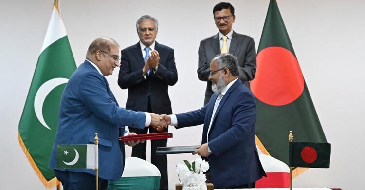 বাংলাদেশ-পাকিস্তানের মধ্যে ৫ চুক্তি ও সমঝোতা সই