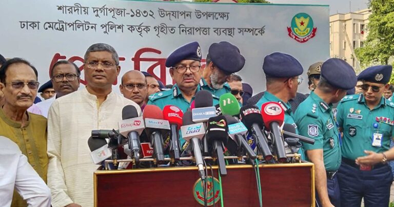 ঢাকায় ৮৯টি ঝুঁকিপূর্ণ পূজামন্ডপে বাড়তি নিরাপত্তা দেবে পুলিশ: ডিএমপি