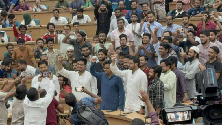 ডাকসু নির্বাচনে শিবিরের সাদিক ভিপি, ফরহাদ জিএস