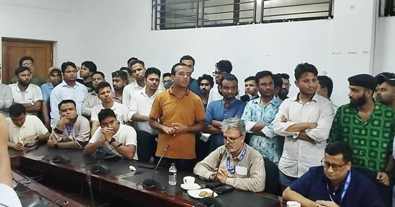 ঢাবি উপাচার্যকে ‘জামায়াতি প্রশাসন’ বলল ছাত্রদল