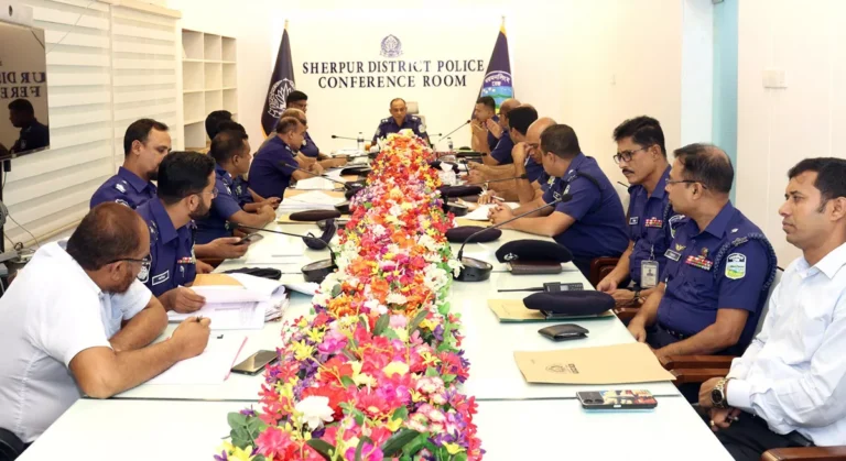শেরপুরে জেলা পুলিশের মাসিক অপরাধ পর্যালোচনা সভা অনুষ্ঠিত