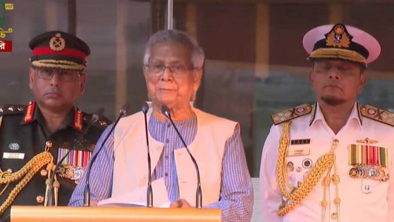 ভোট উৎসবমুখর করতে দক্ষতার সঙ্গে দায়িত্ব পালন করবে সশস্ত্র বাহিনী: প্রধান উপদেষ্টা